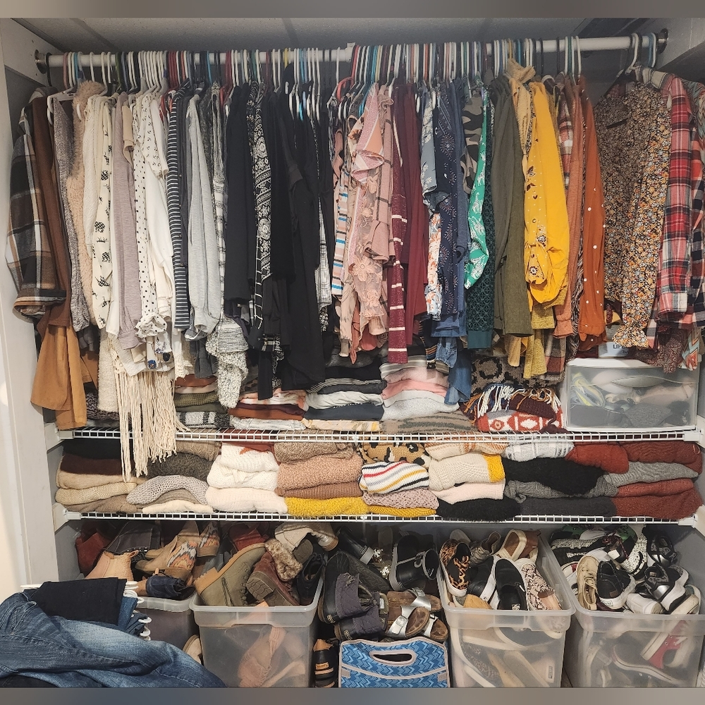 Live Like Listing: Shop my closet, low starts, under $10.